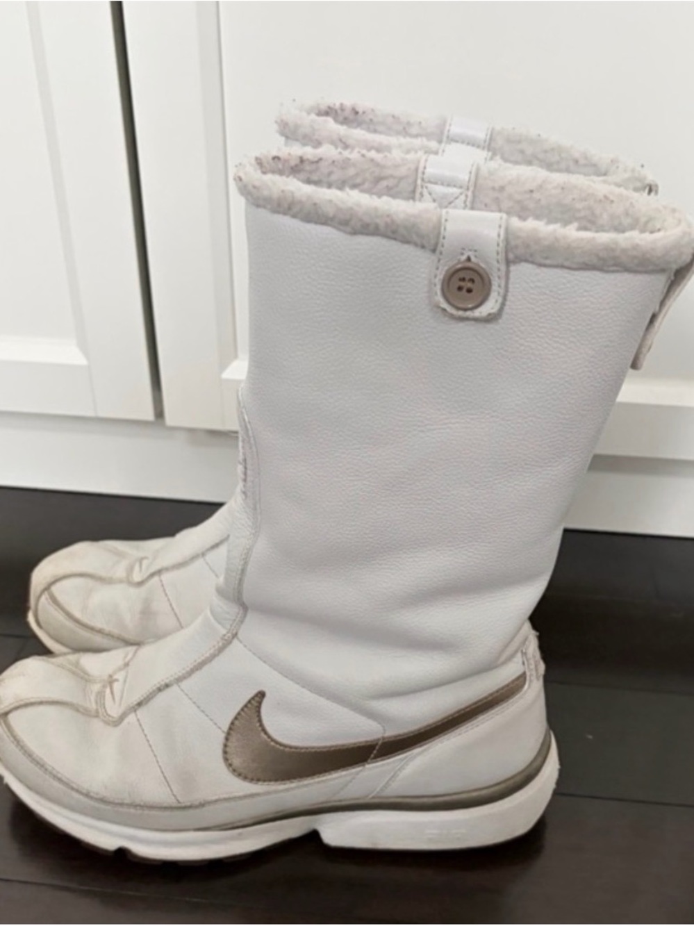 Nike White Tall Faux-Fur Lined Boots with Metallic Swoosh